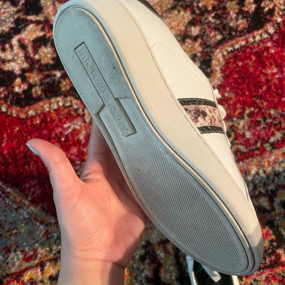 Michael Kors white sneakers - Picture 4 of 6